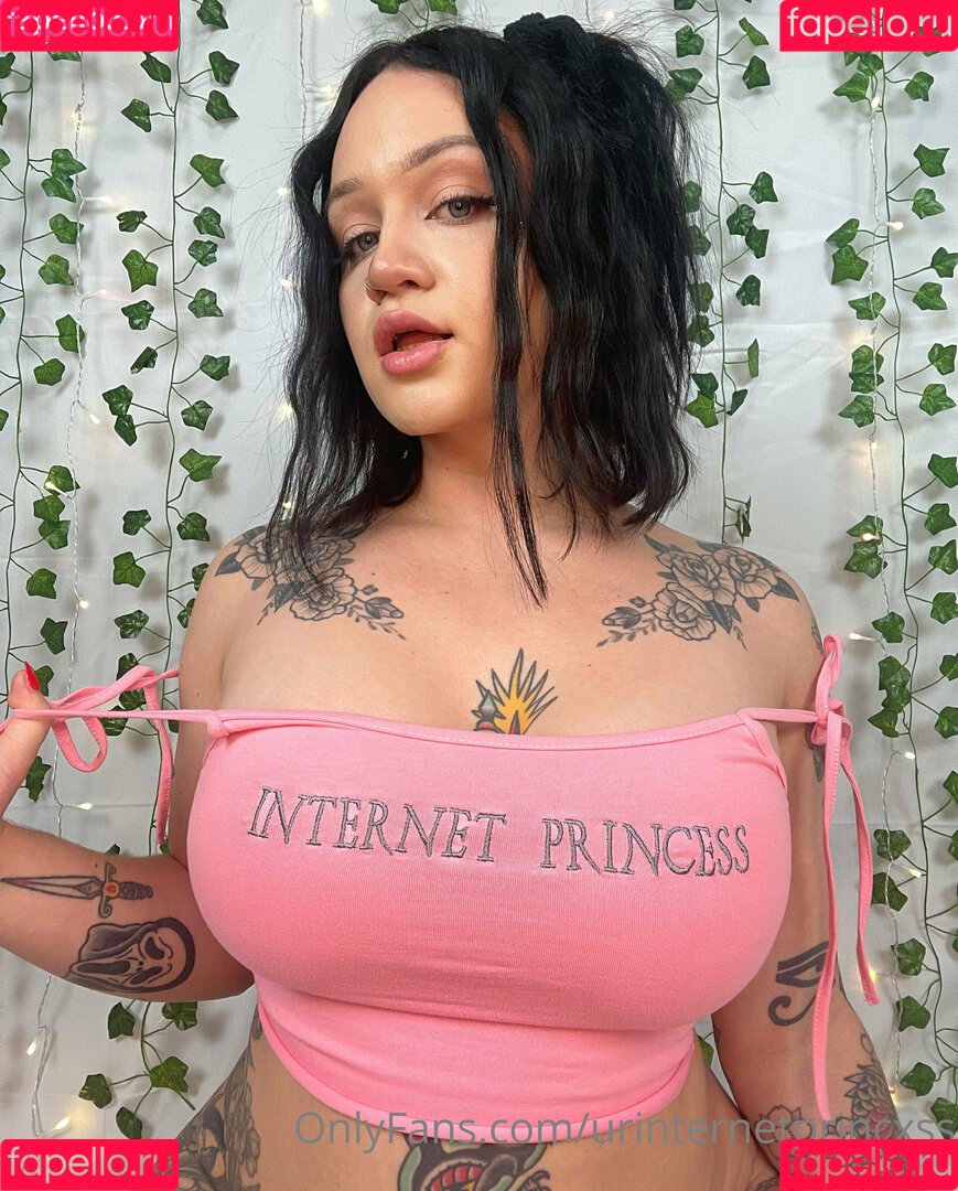 urinternetprincxss Onlyfans Photo Gallery 