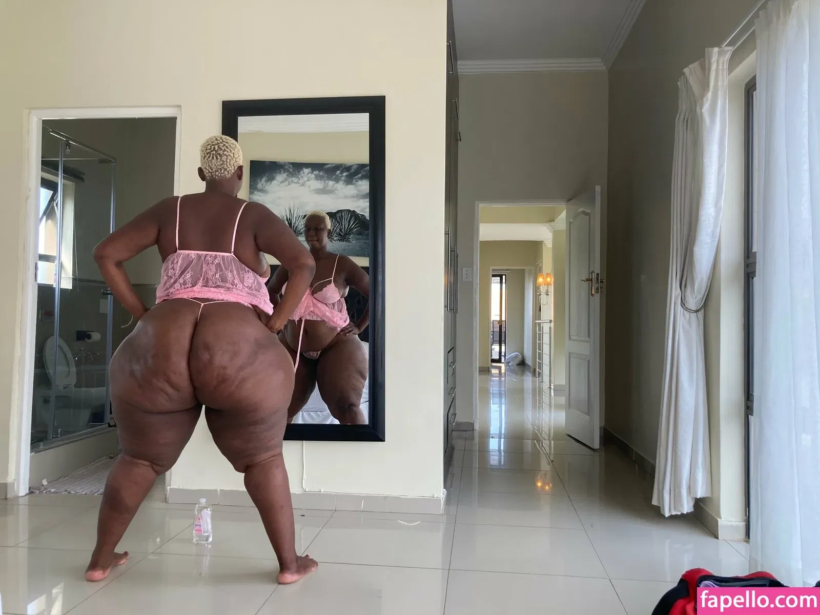 South African Thick Onlyfans Photo Gallery 