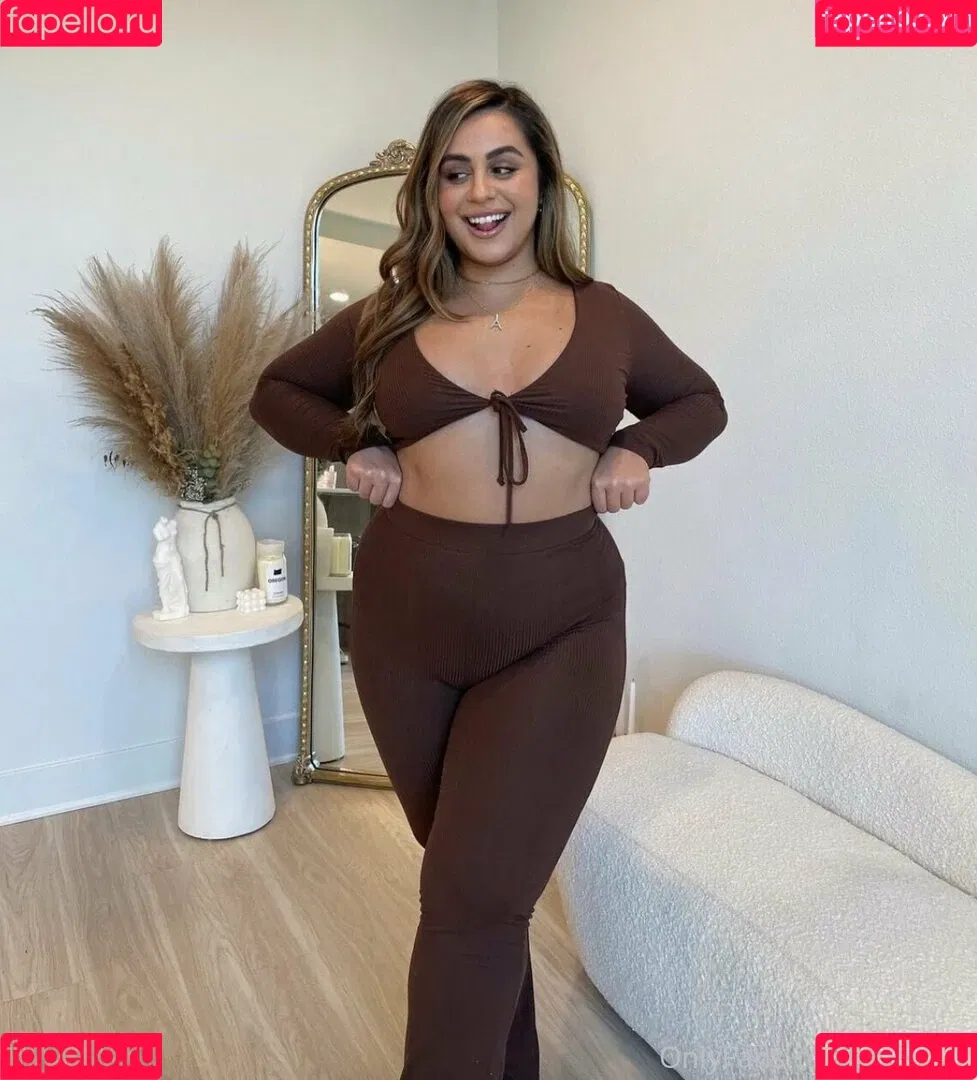 ayeshax Onlyfans Photo Gallery 