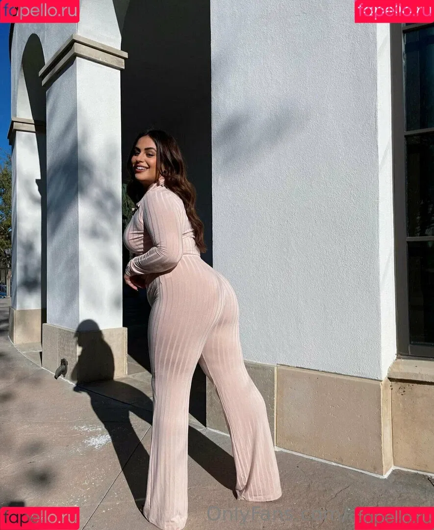 ayeshax Onlyfans Photo Gallery 