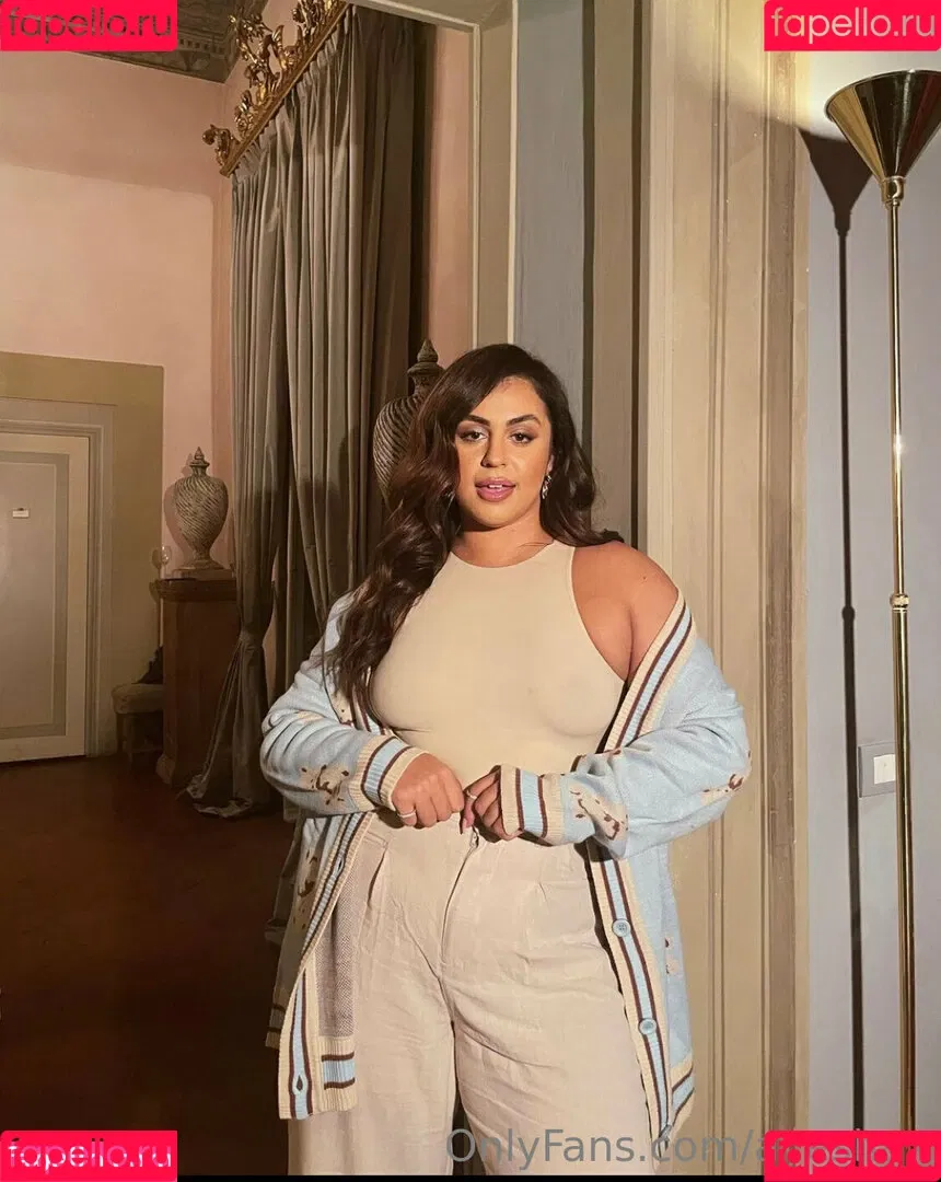 ayeshax Onlyfans Photo Gallery 