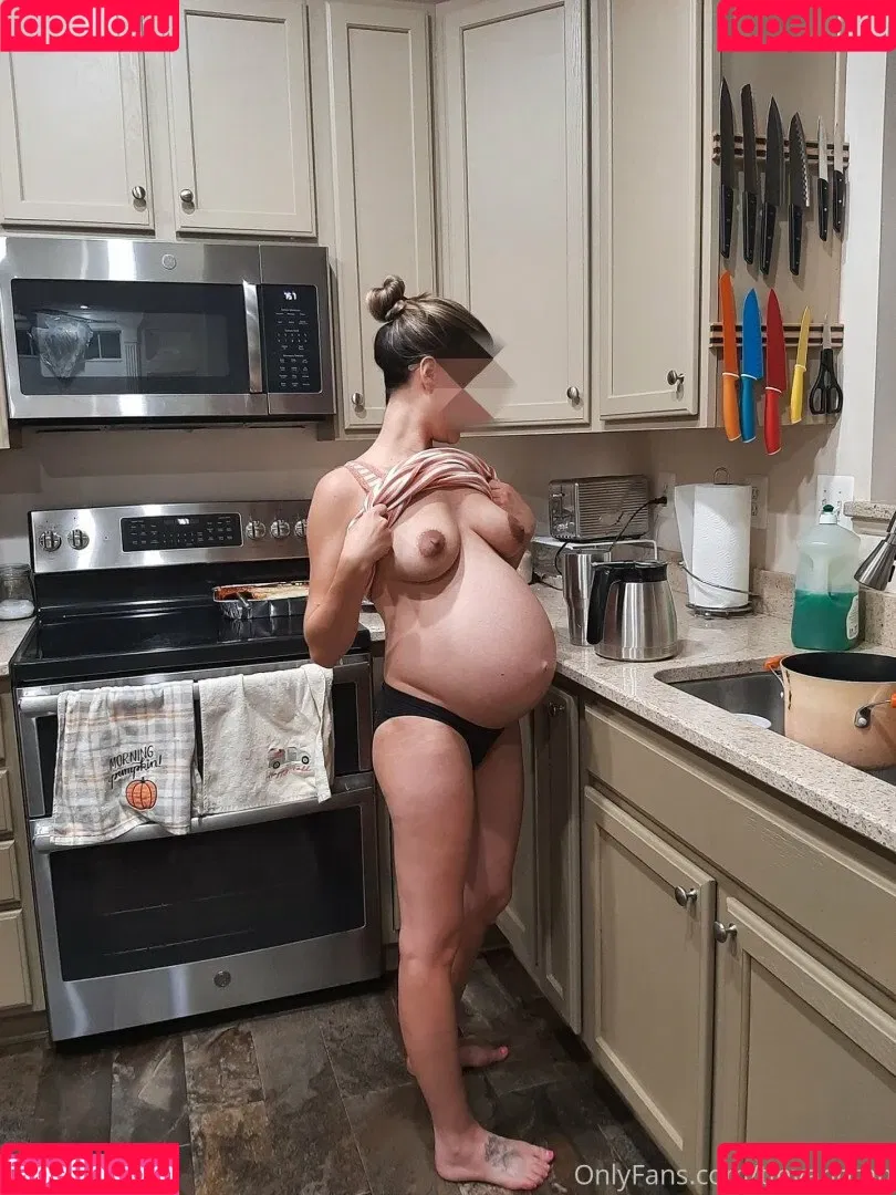 Tiny And Tan Onlyfans Photo Gallery 