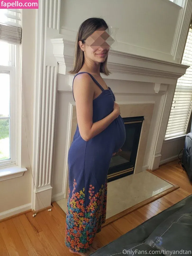 Tiny And Tan Onlyfans Photo Gallery 