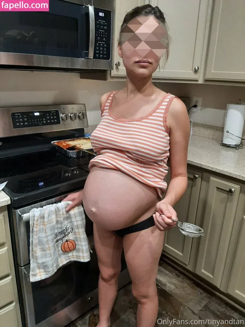 Tiny And Tan Onlyfans Photo Gallery 