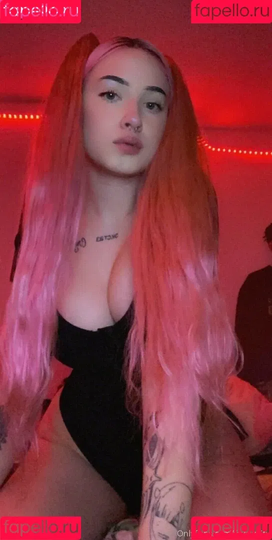 Favewaifu Onlyfans Photo Gallery 