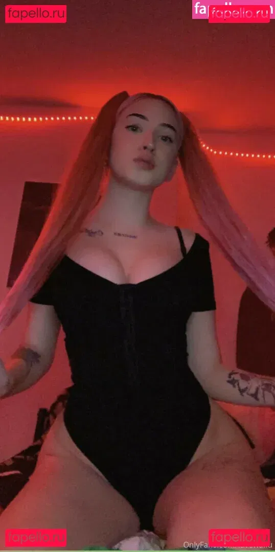 Favewaifu Onlyfans Photo Gallery 