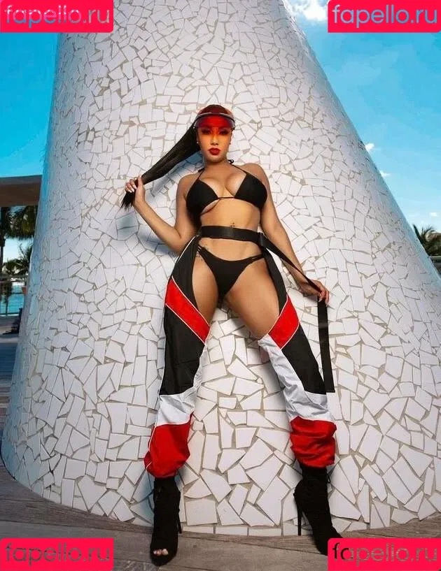 Leila Grey Onlyfans Photo Gallery 