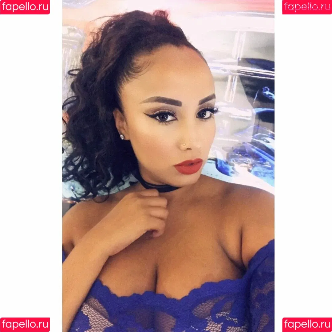 Leila Grey Onlyfans Photo Gallery 