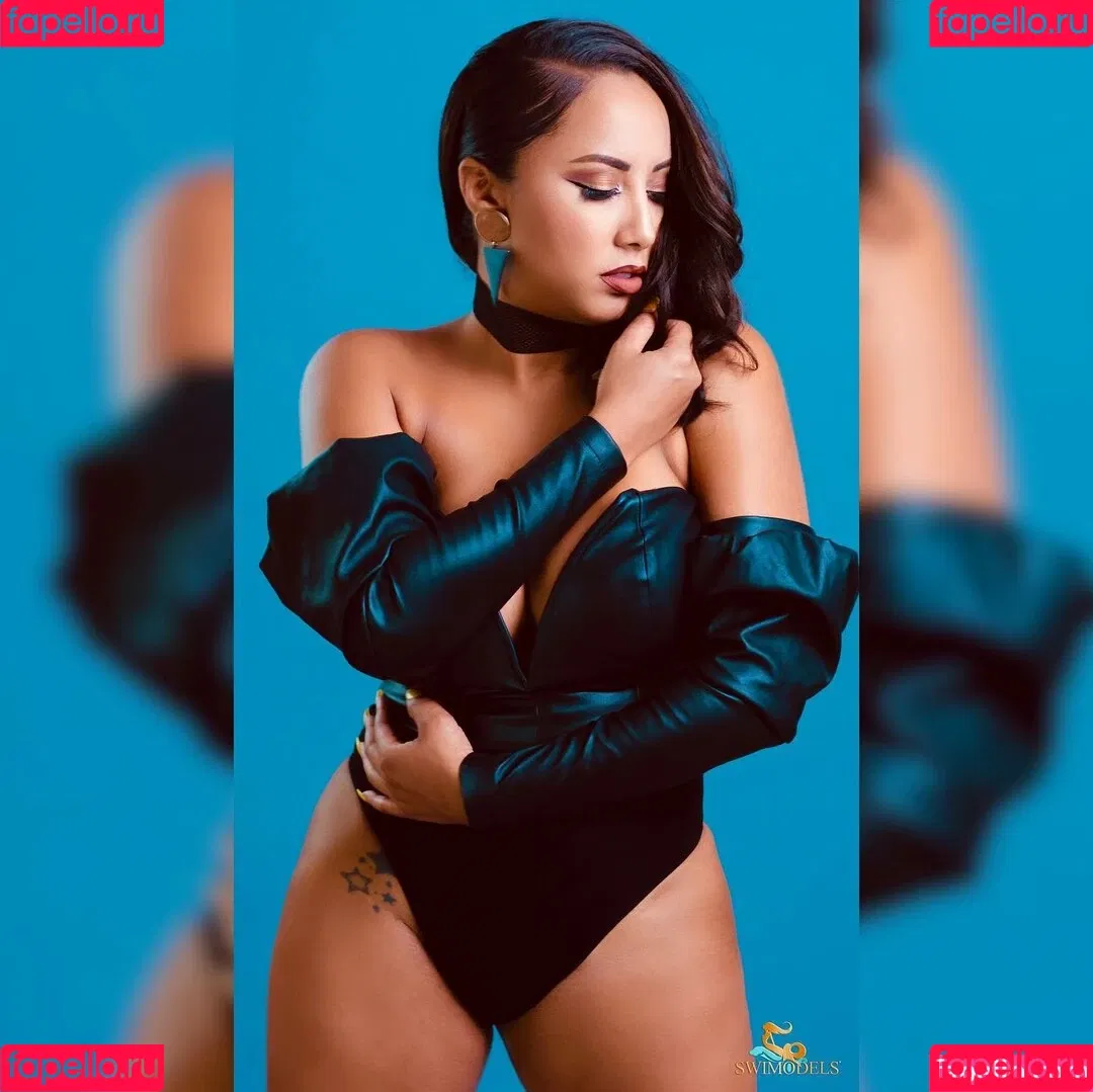 Leila Grey Onlyfans Photo Gallery 