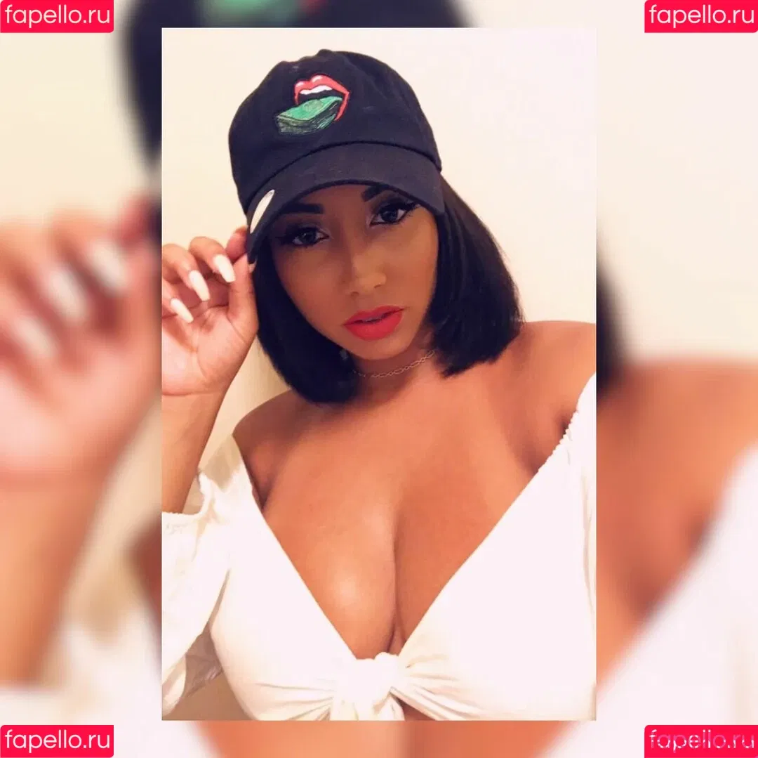 Leila Grey Onlyfans Photo Gallery 