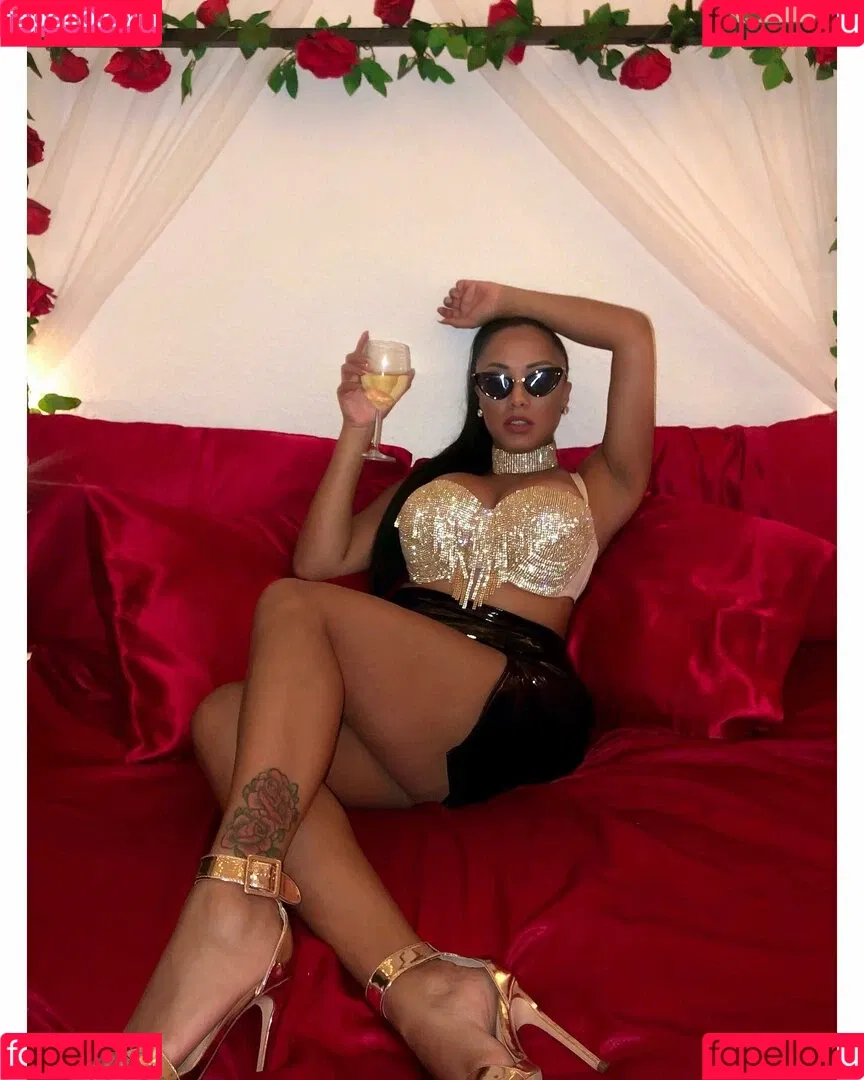 Leila Grey Onlyfans Photo Gallery 
