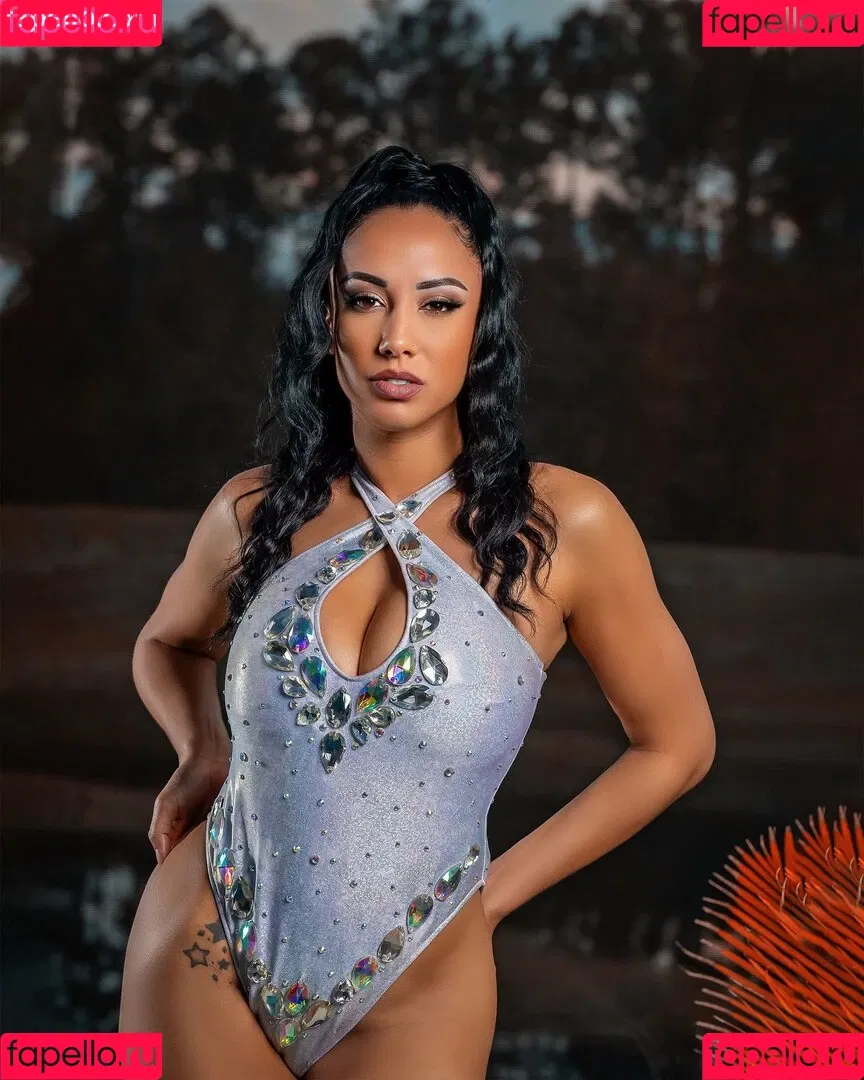 Leila Grey Onlyfans Photo Gallery 