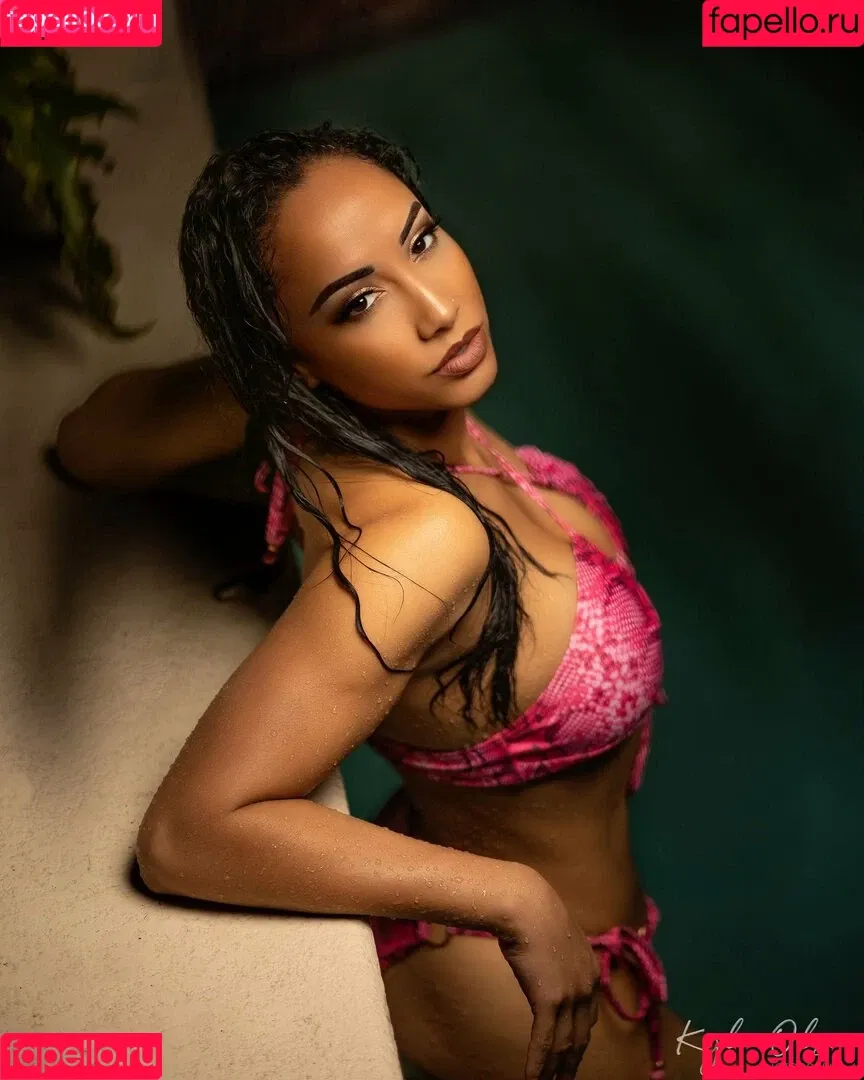 Leila Grey Onlyfans Photo Gallery 