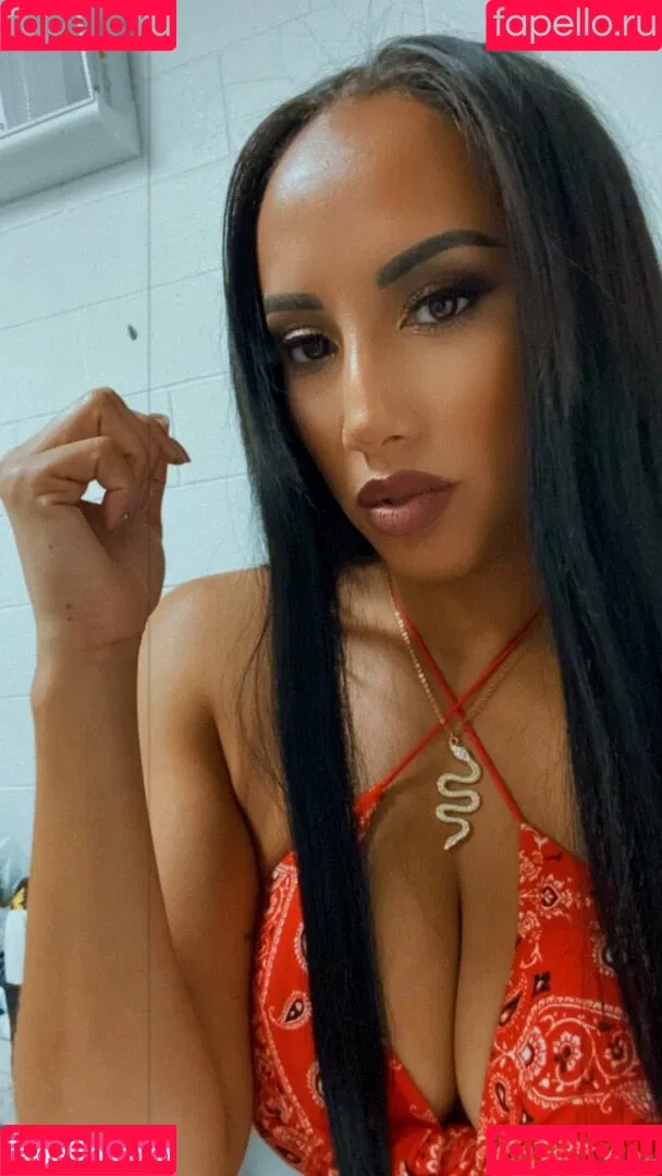 Leila Grey Onlyfans Photo Gallery 