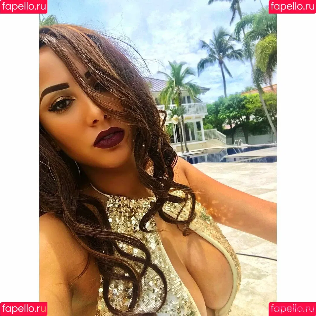 Leila Grey Onlyfans Photo Gallery 