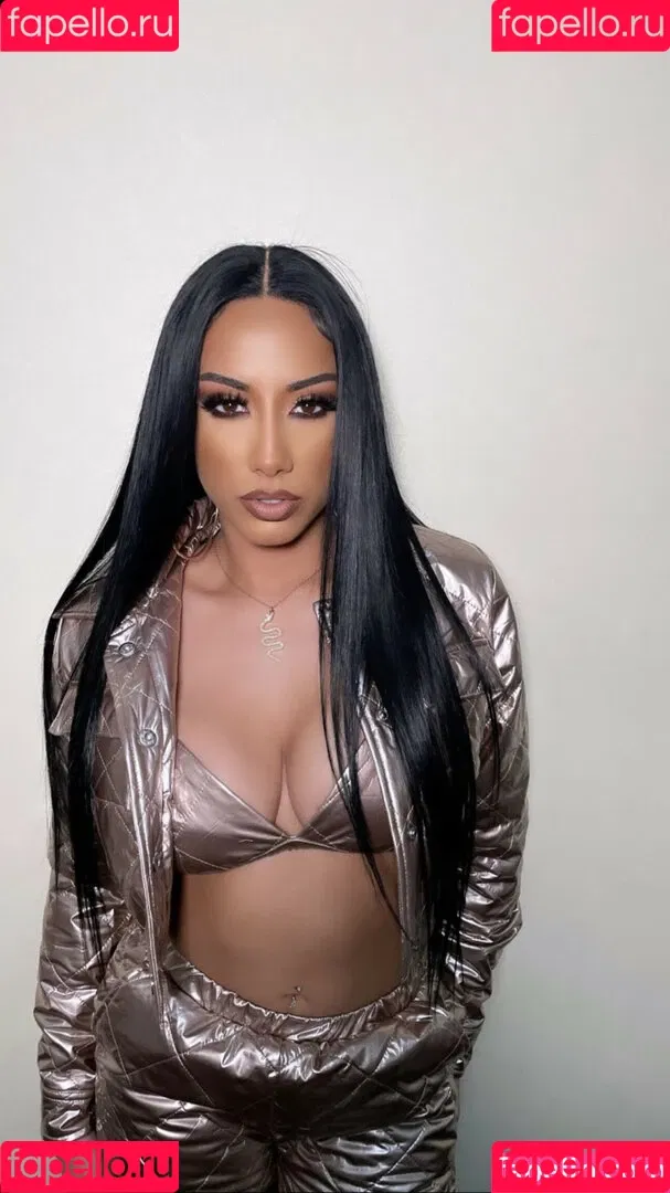 Leila Grey Onlyfans Photo Gallery 