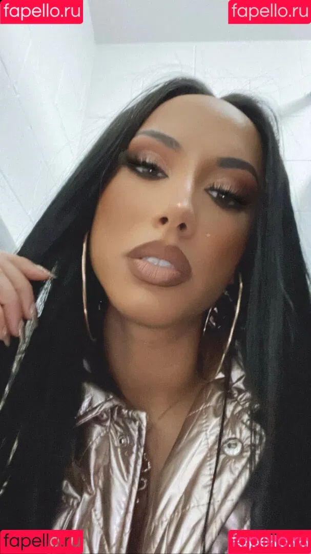 Leila Grey Onlyfans Photo Gallery 