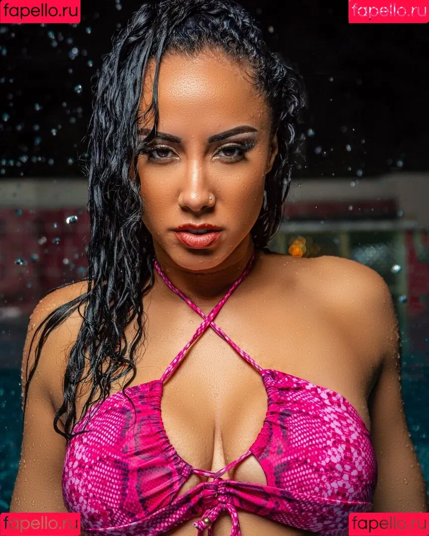 Leila Grey Onlyfans Photo Gallery 