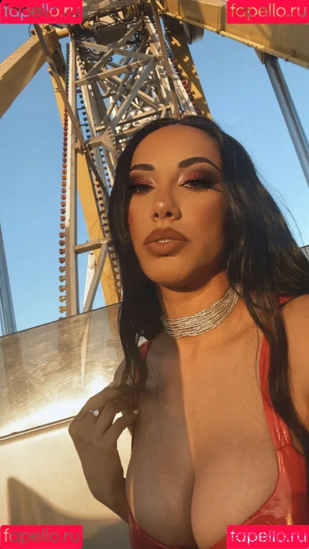 Leila Grey Onlyfans Photo Gallery 