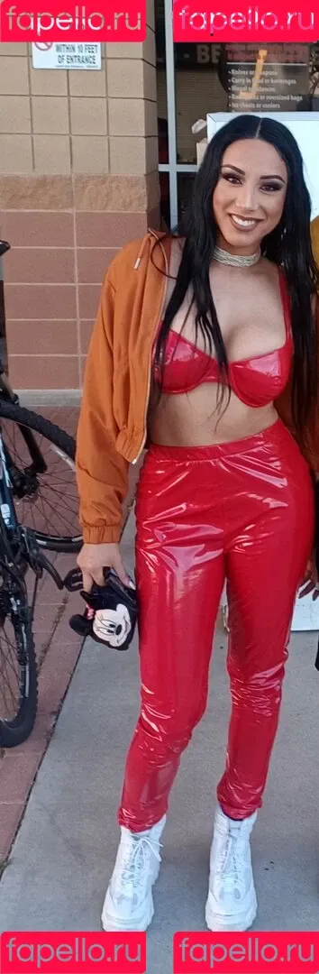 Leila Grey Onlyfans Photo Gallery 