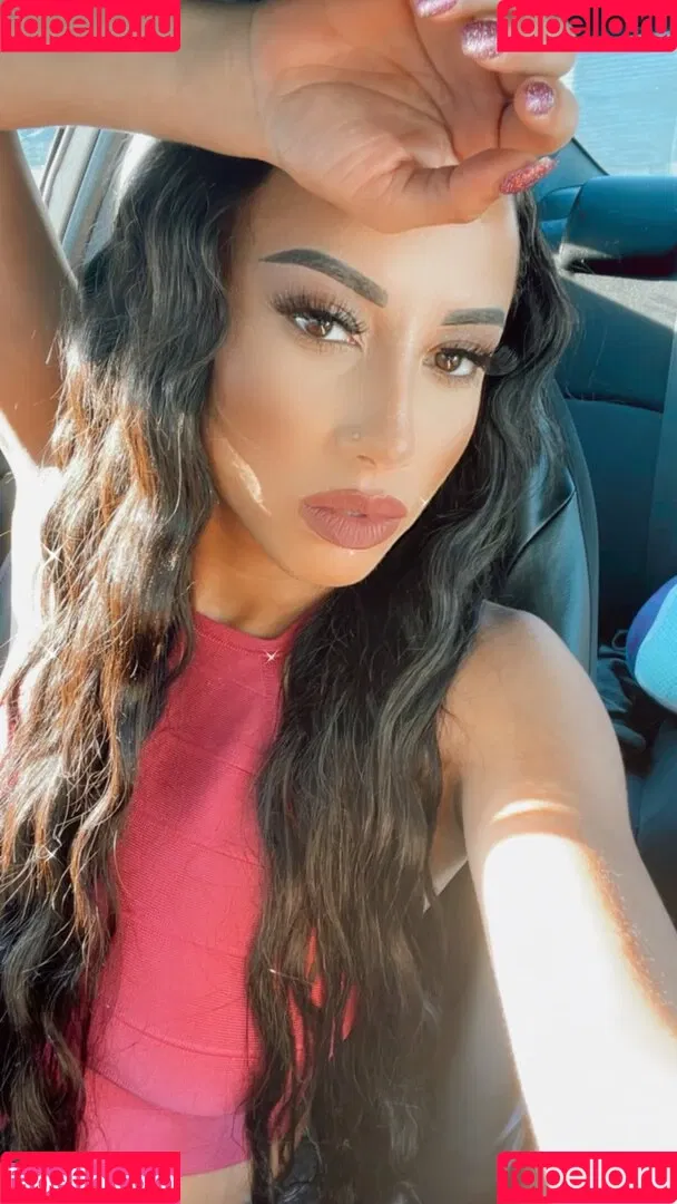 Leila Grey Onlyfans Photo Gallery 