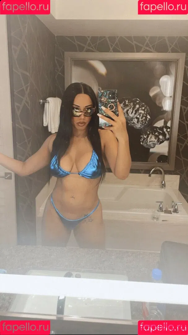 Leila Grey Onlyfans Photo Gallery 