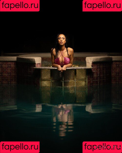 Leila Grey Onlyfans Photo Gallery 