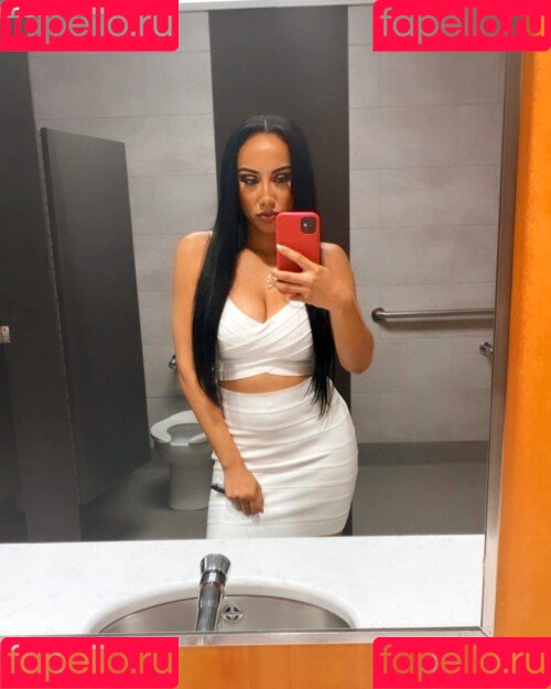 Leila Grey Onlyfans Photo Gallery 