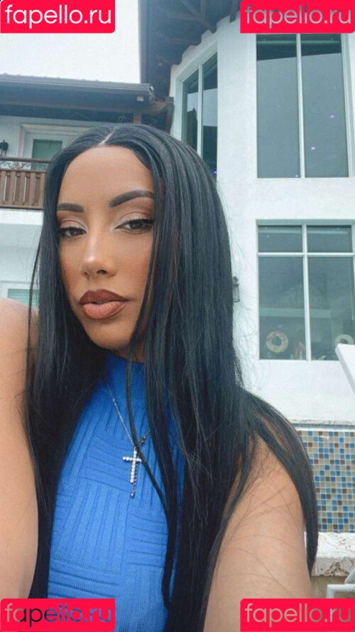 Leila Grey Onlyfans Photo Gallery 