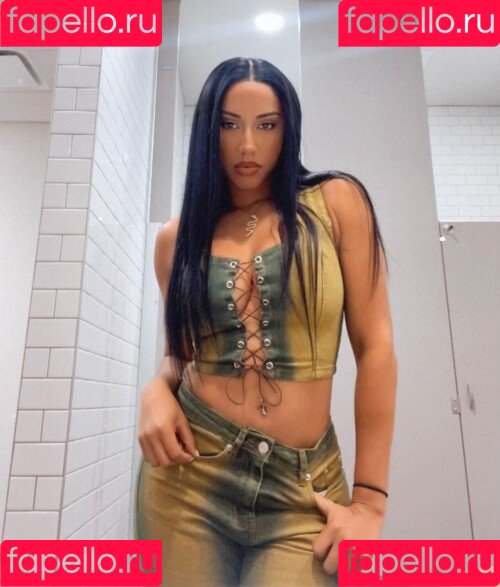 Leila Grey Onlyfans Photo Gallery 