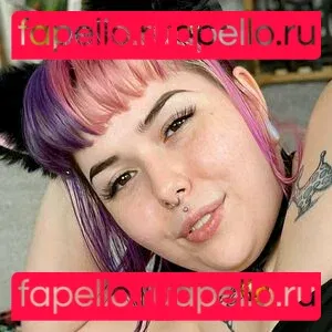 littlestpigletann Onlyfans Photo Gallery 