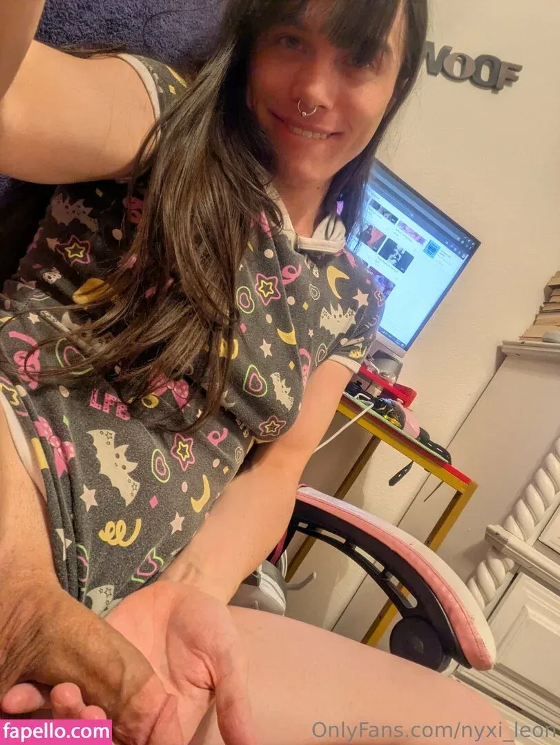 Nyxi Leon Onlyfans Photo Gallery 