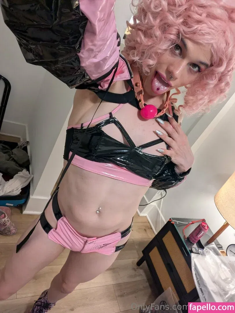 Nyxi Leon Onlyfans Photo Gallery 