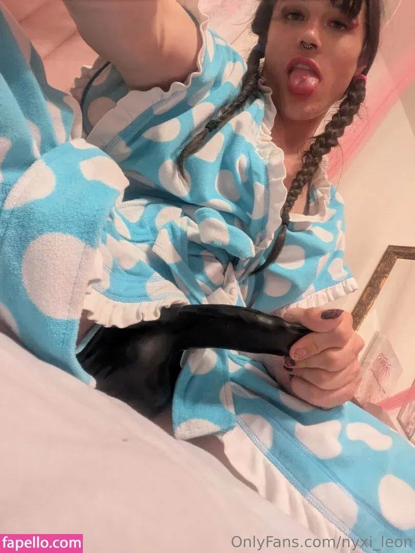 Nyxi Leon Onlyfans Photo Gallery 