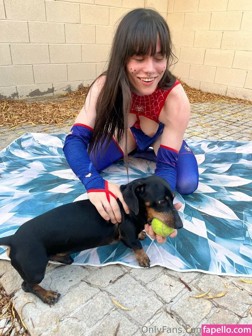 Nyxi Leon Onlyfans Photo Gallery 