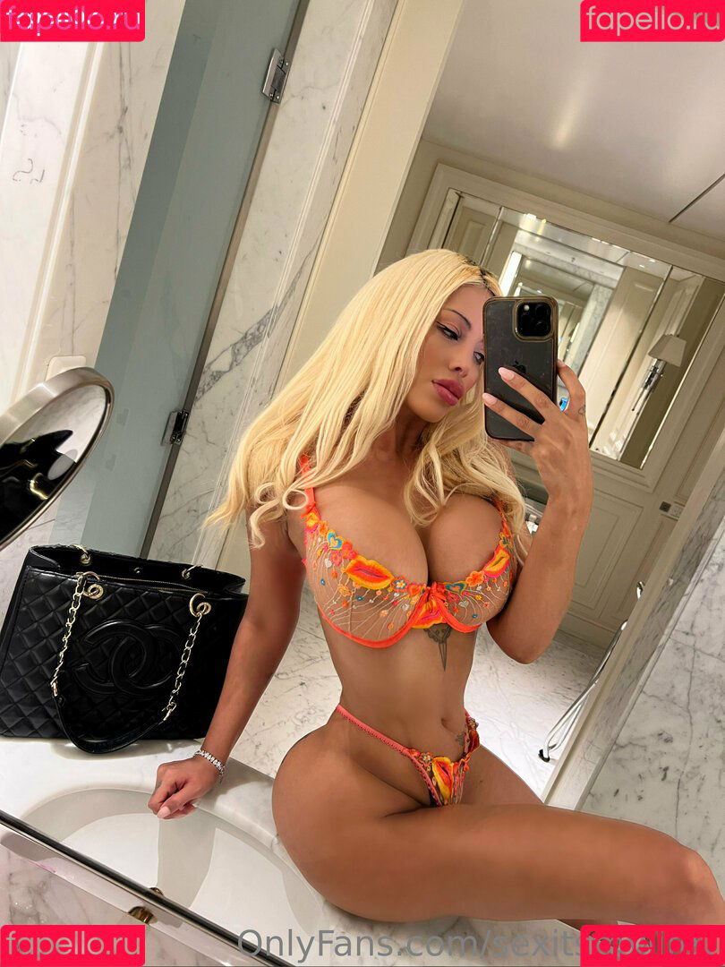 sexitsmylife7 Onlyfans Photo Gallery 