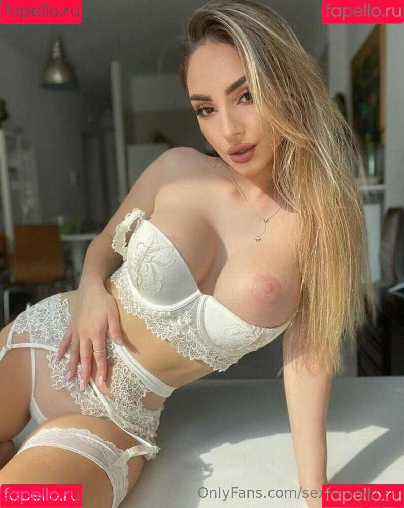 sexitsmylife7 Onlyfans Photo Gallery 