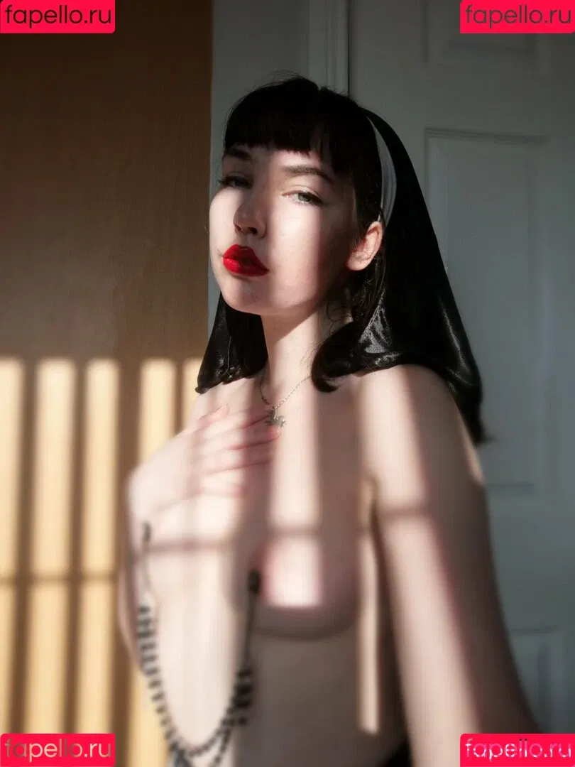 dinkydemure Onlyfans Photo Gallery 