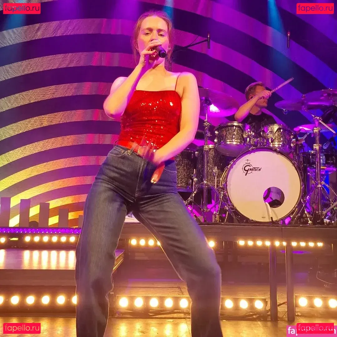 Sigrid Onlyfans Photo Gallery 