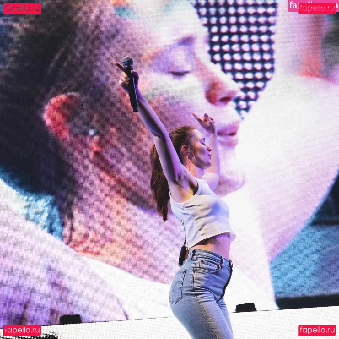 Sigrid Onlyfans Photo Gallery 