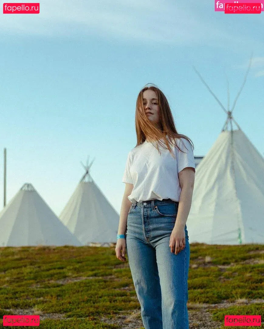 Sigrid Onlyfans Photo Gallery 