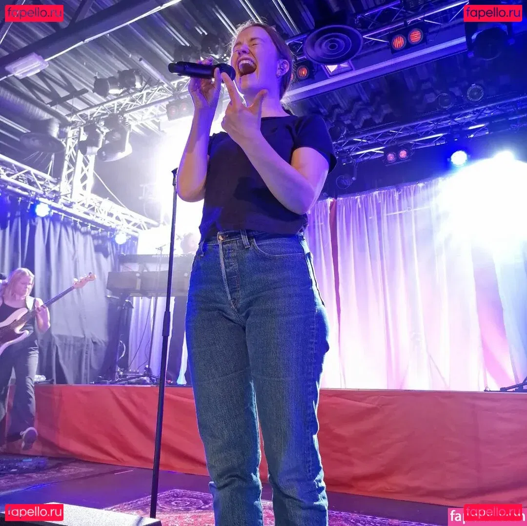 Sigrid Onlyfans Photo Gallery 