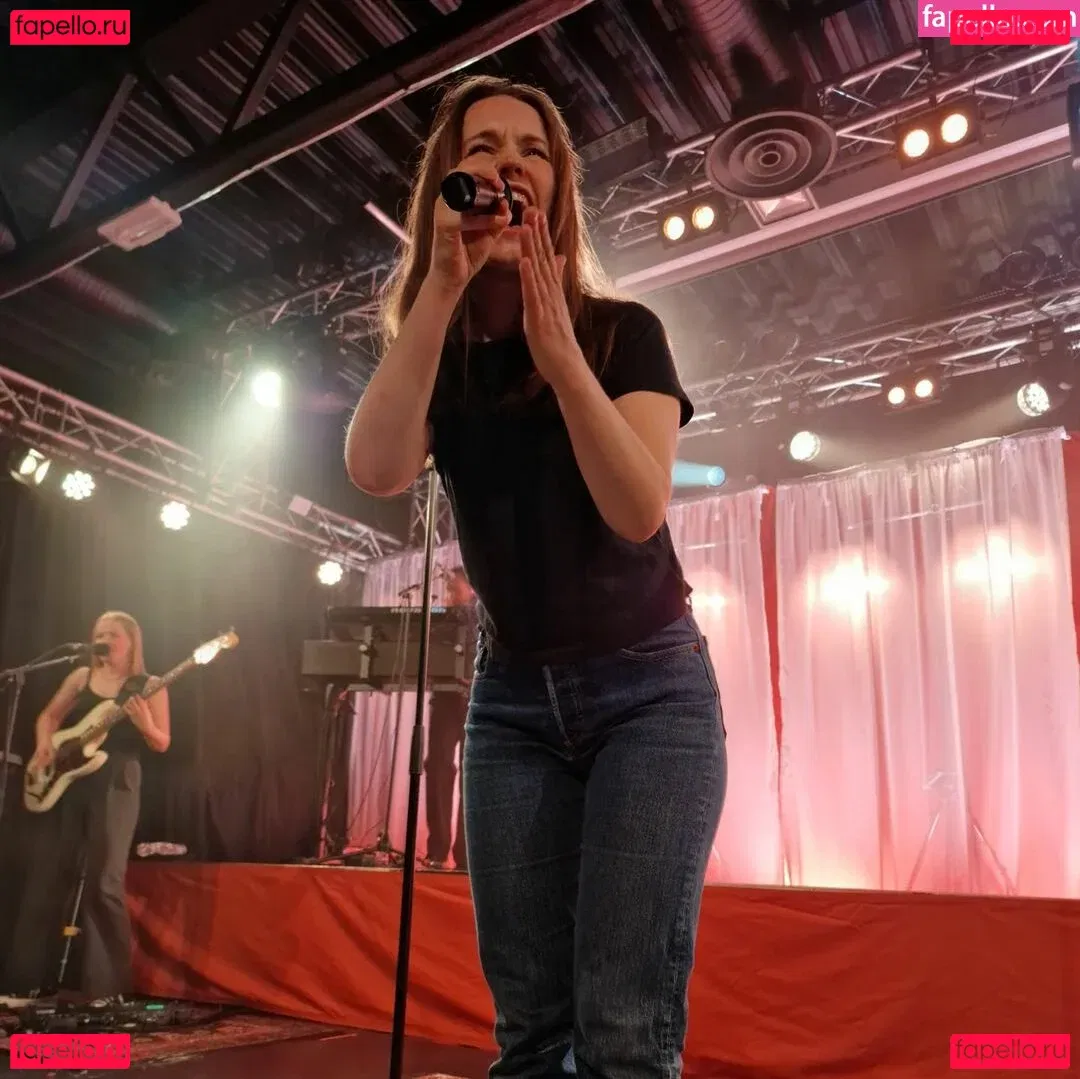 Sigrid Onlyfans Photo Gallery 