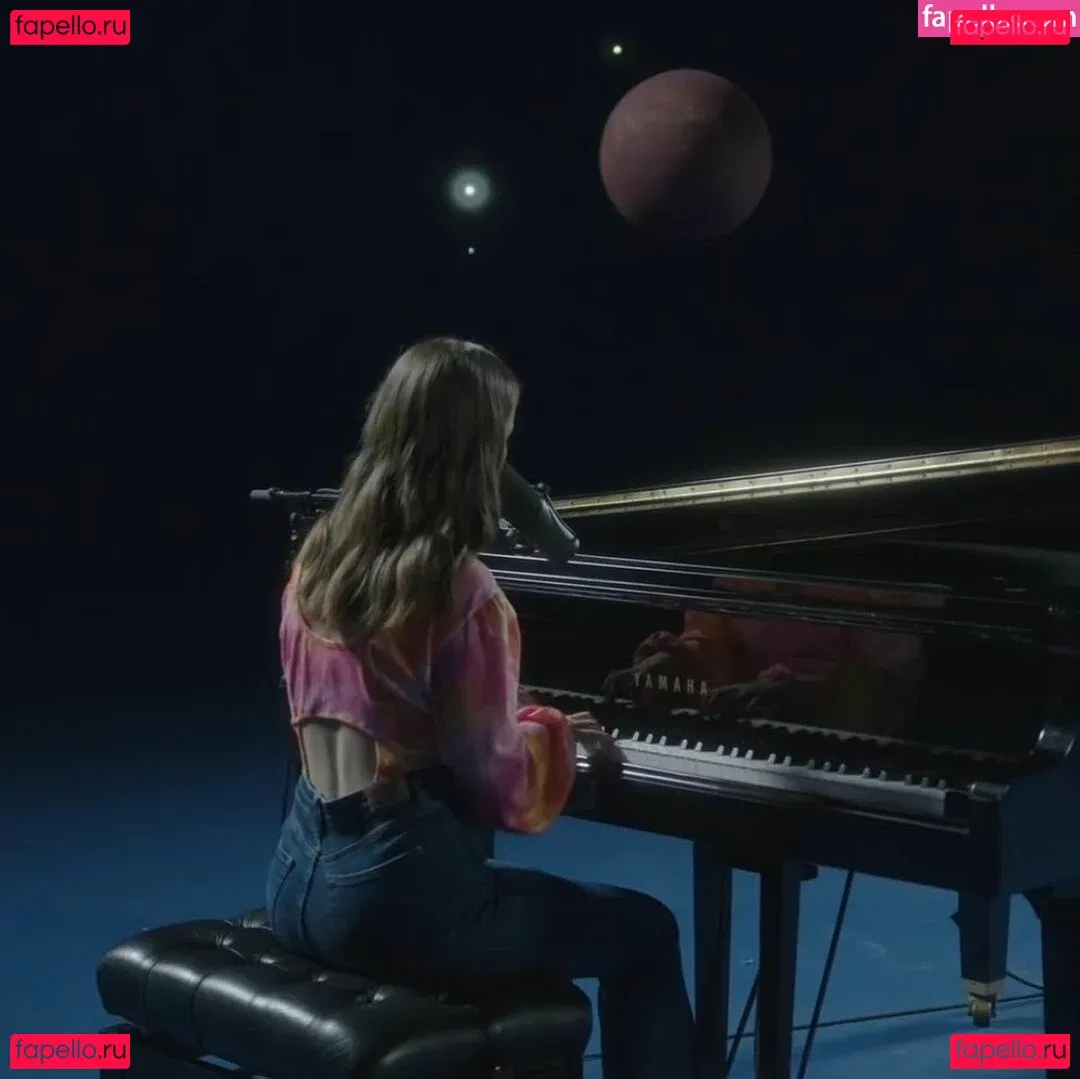 Sigrid Onlyfans Photo Gallery 