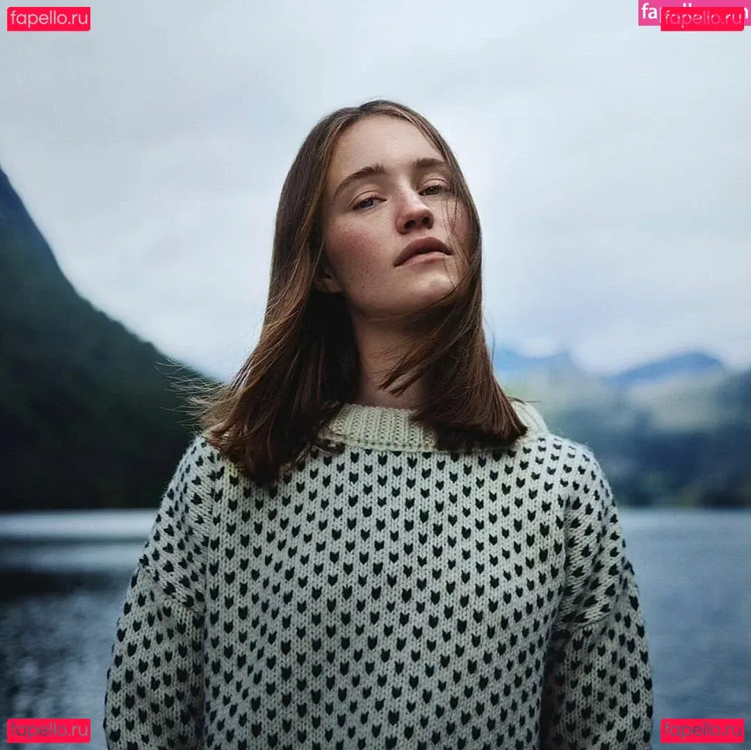 Sigrid Onlyfans Photo Gallery 