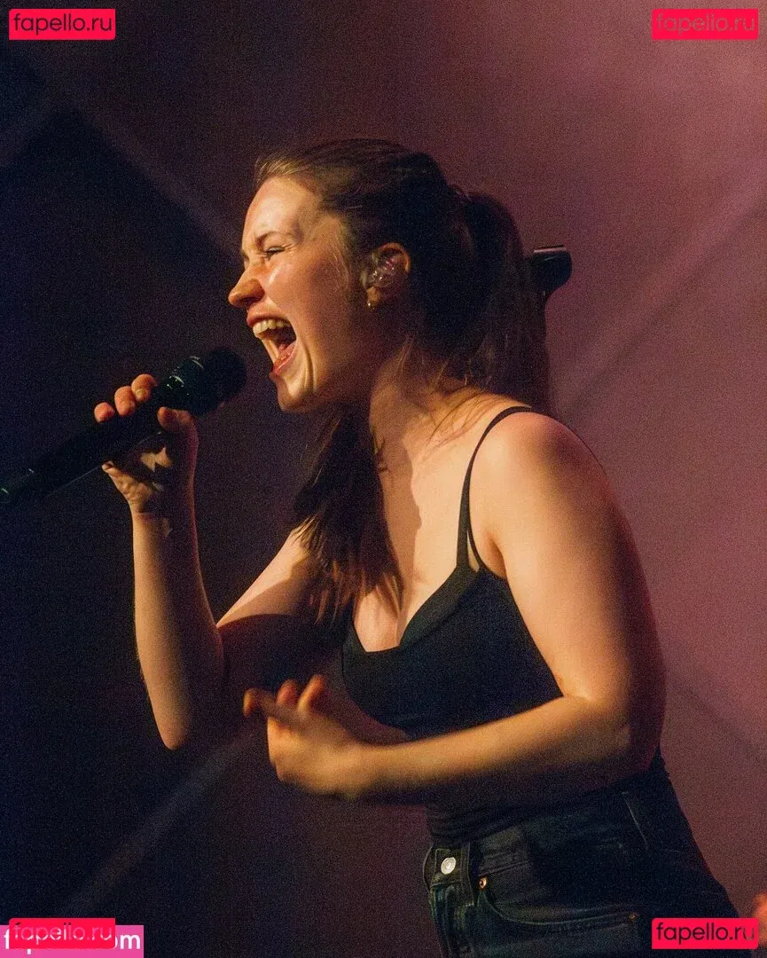 Sigrid Onlyfans Photo Gallery 