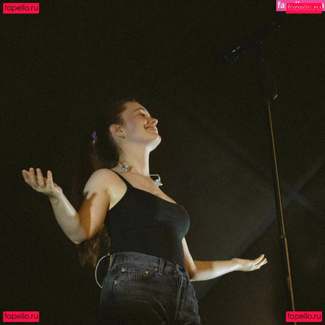 Sigrid Onlyfans Photo Gallery 