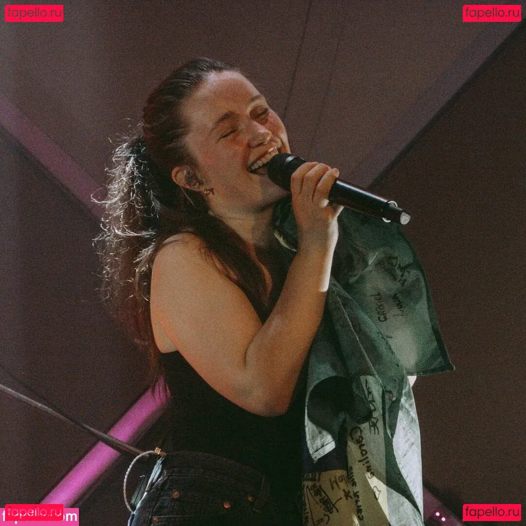 Sigrid Onlyfans Photo Gallery 