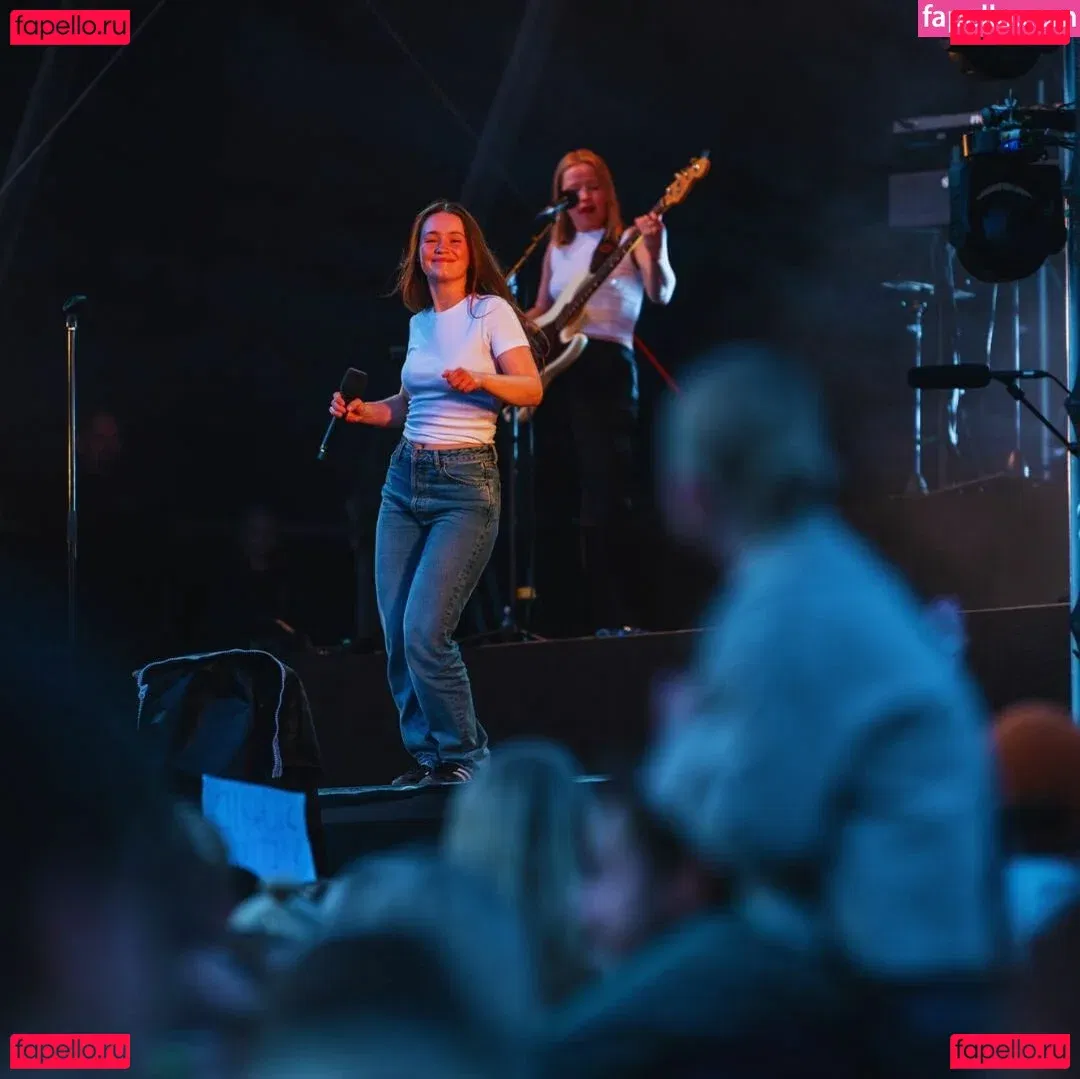 Sigrid Onlyfans Photo Gallery 