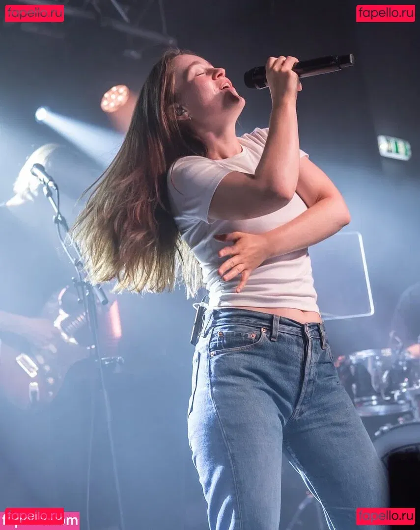 Sigrid Onlyfans Photo Gallery 